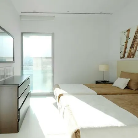 Bynd Villas Aged + 50 Travellers Вилла